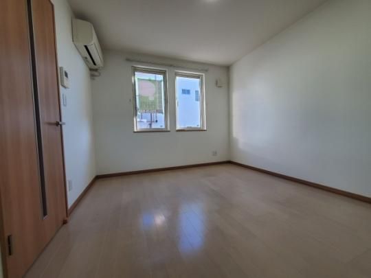 �y���̑��z�@���r���O