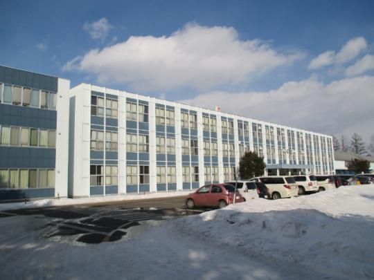 �y���Ӂz�@���X�����Γ쒆�w�Z�F1475m