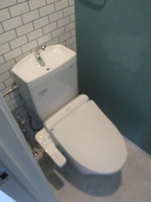 �y���̑��z�@�g�C��