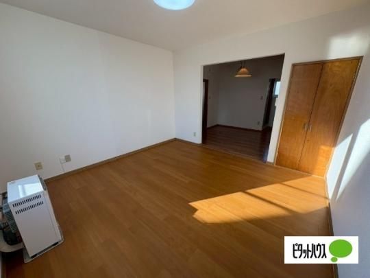 �y���̑��z�@���r���O