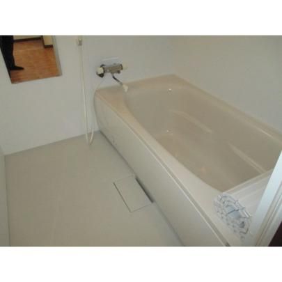 �y���̑��z�@�o�X�^�V�����[