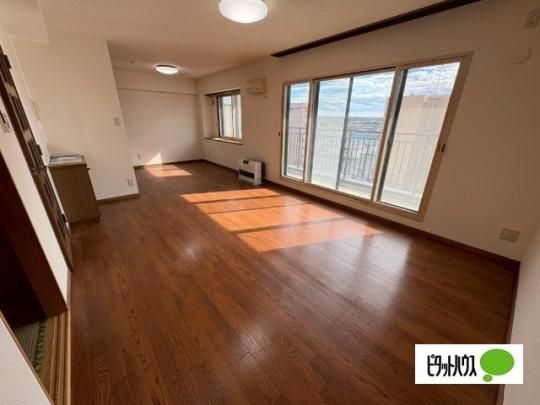 �y���̑��z�@���r���O