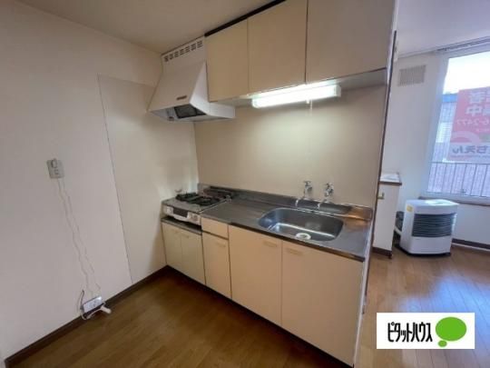�y���̑��z�@�L�b�`��