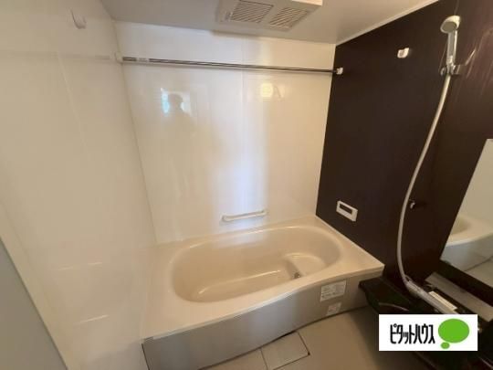 �y���̑��z�@�o�X�^�V�����[