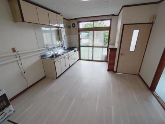 �y���̑��z�@���r���O