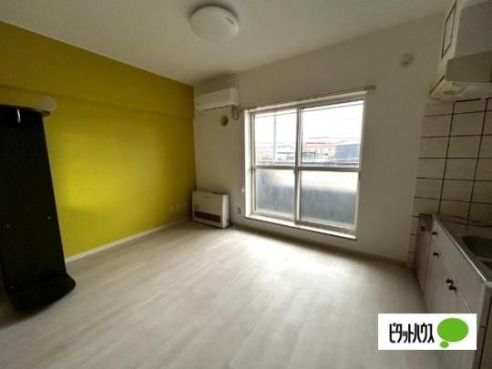 �y���̑��z�@���r���O