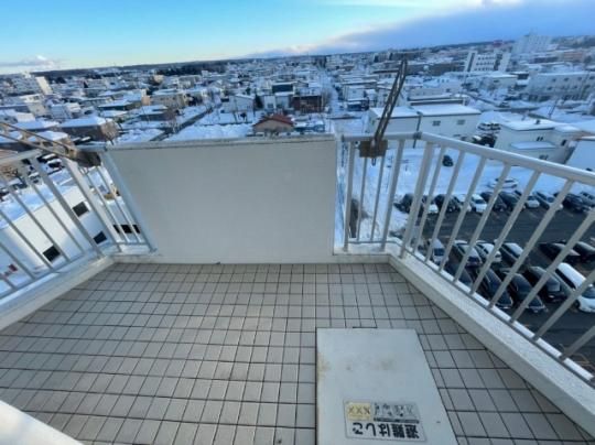 �y���̑��z�@�o���R�j�[