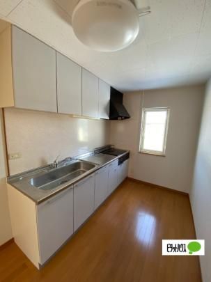 �y���̑��z�@�L�b�`��