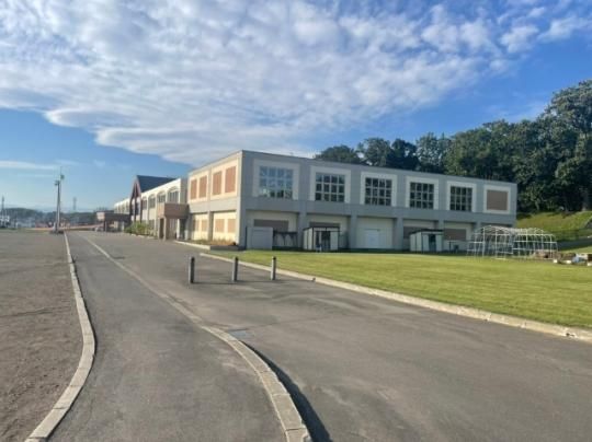 �y���Ӂz�@�������������w�Z�F1760m