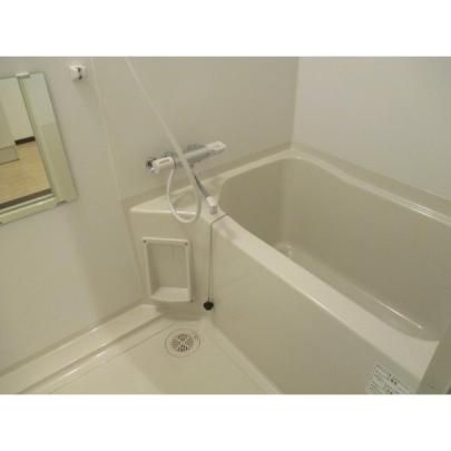 �y���̑��z�@�o�X�^�V�����[