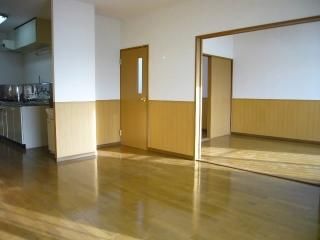 �y���̑��z�@���r���O