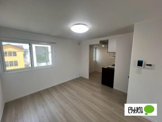 �y���̑��z�@���r���O