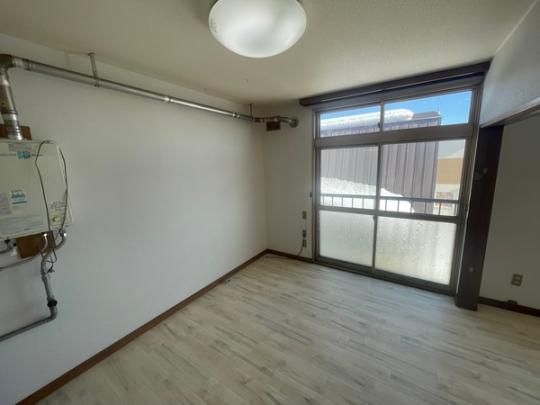 �y���̑��z�@���r���O