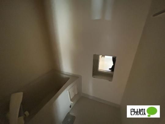 �y���̑��z�@�o�X�^�V�����[