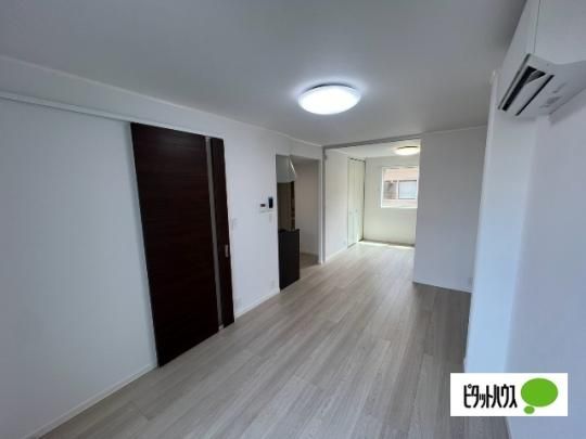 �y���̑��z�@���r���O