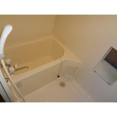 �y���̑��z�@�o�X�^�V�����[