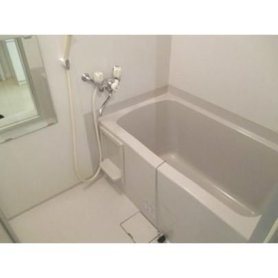 �y���̑��z�@�o�X�^�V�����[
