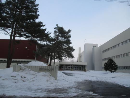 �y���Ӂz�@�莺�����莺���w�Z�F1952m