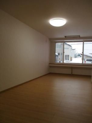 �y���̑��z�@���r���O