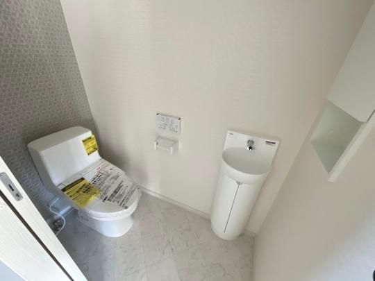 �y���̑��z�@�g�C��