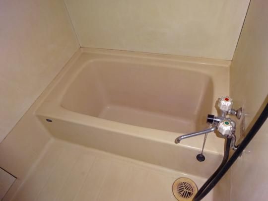 �y���̑��z�@�o�X�^�V�����[