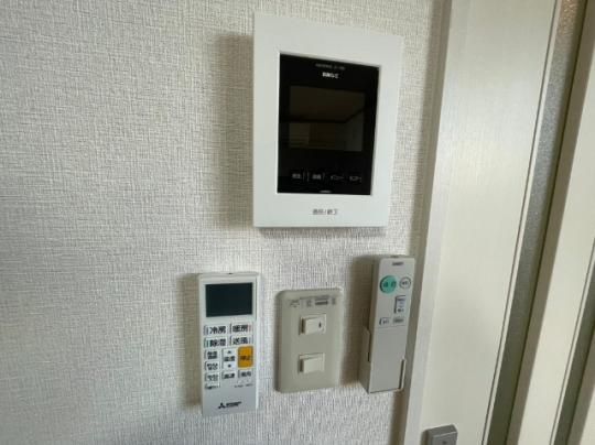 �y���̑��z�@�Z�L�����e�B