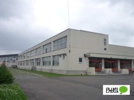 �y���Ӂz�@����s�����a���w�Z�F635m