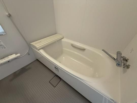 �y���̑��z�@�o�X�^�V�����[