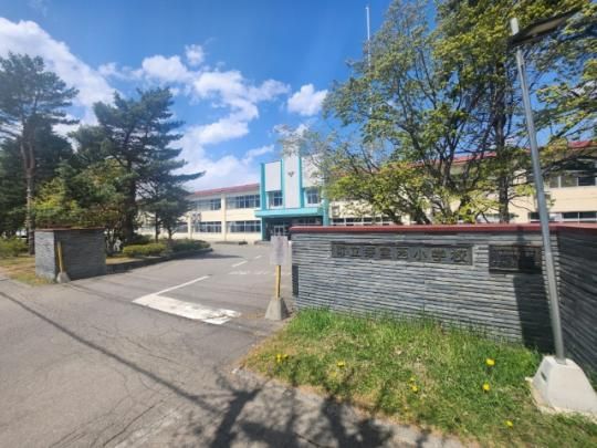 �y���Ӂz�@�莺�����莺�����w�Z�F6020m