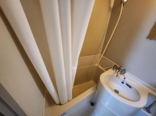 �y���̑��z�@�o�X�^�V�����[