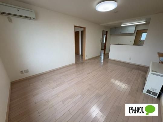 �y���̑��z�@���r���O