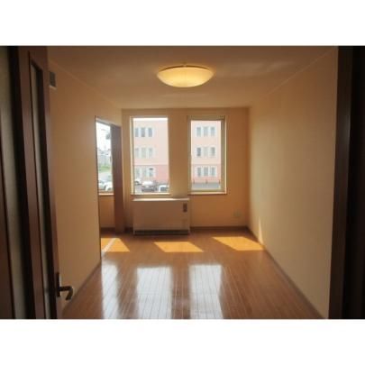 �y���̑��z�@���r���O