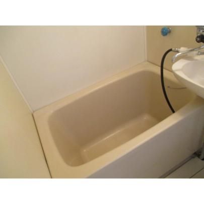 �y���̑��z�@�o�X�^�V�����[