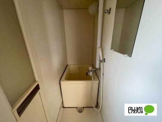 �y���̑��z�@�o�X�^�V�����[