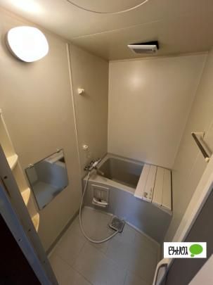 �y���̑��z�@�o�X�^�V�����[