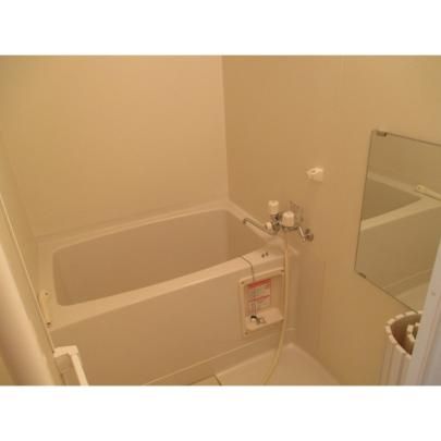 �y���̑��z�@�o�X�^�V�����[