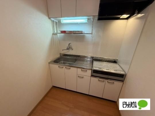 �y���̑��z�@�L�b�`��