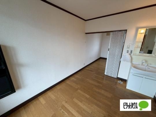 �y���̑��z�@���r���O