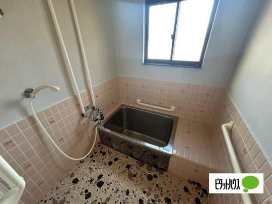 �y���̑��z�@�o�X�^�V�����[