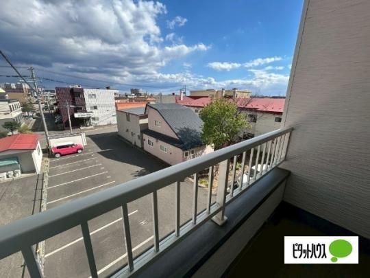�y���̑��z�@�o���R�j�[