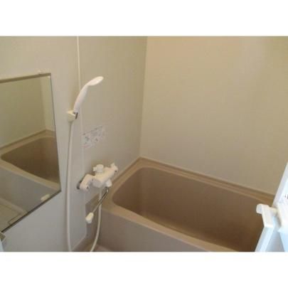 �y���̑��z�@�o�X�^�V�����[