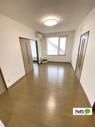 �y���̑��z�@���r���O