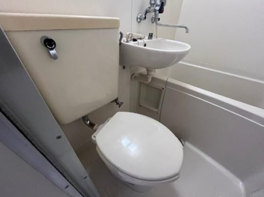 �y���̑��z�@�g�C��