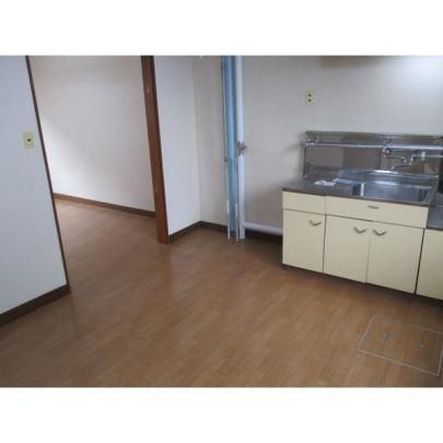 �y���̑��z�@���r���O