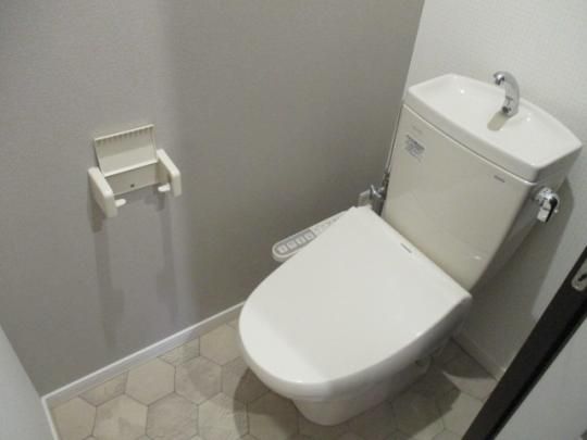 �y���̑��z�@�g�C��