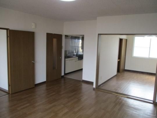�y���̑��z�@���r���O