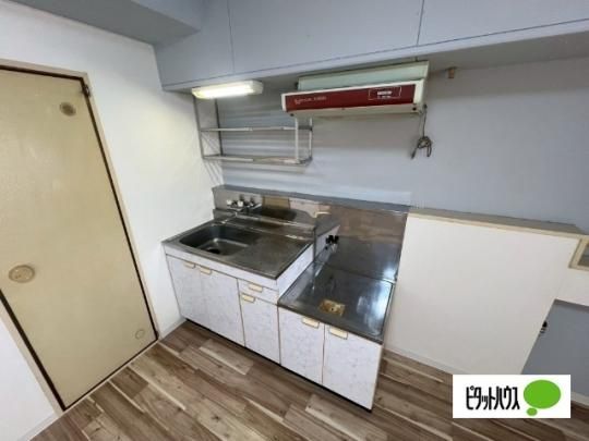 �y���̑��z�@�L�b�`��