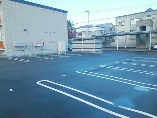 �y���̑��z�@���ԏ�
