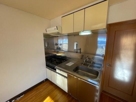 �y���̑��z�@�L�b�`��