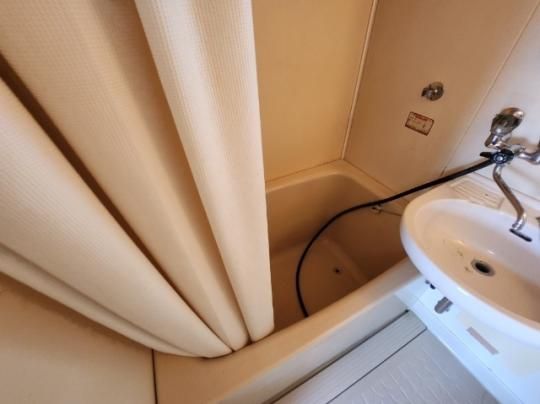 �y���̑��z�@�o�X�^�V�����[